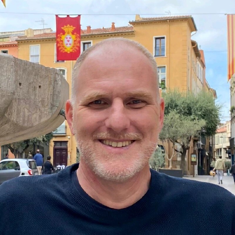 inVINity CEO Emmanuel Vandeperre is blij met IFS Broker certificaat via A+ Quality inVINity CEO Emmanuel Vandeperre is blij met IFS Broker certificaat via A+ Quality